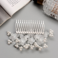 Гребень для волос "Эмилия" цветочный, 11х6 см, белый Гребень для волос "Эмилия" цветочный, 11х6 см, белый