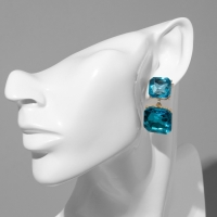Серьги со стразами &laquo;Иллюзион&raquo; полутона квадраты, цвет бирюзовый в золоте