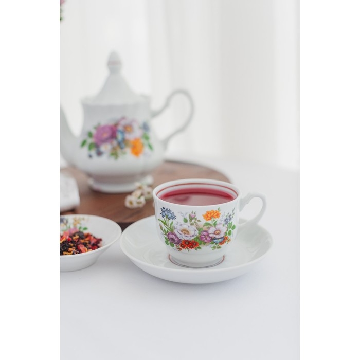 Чайная пара Добрушский завод &laquo;Букет цветов&raquo;, 2 предмета: чашка 250 мл, блюдце d=15 см, фарфор, белая