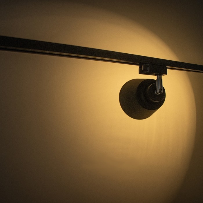 Светильник трековый "Цилиндр" Е27 40Вт черный 17х12х18см