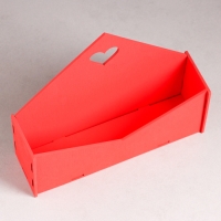 Кашпо деревянное 21&times;6&times;18 см Конверт "Доброе Сердце", красный Дарим Красиво