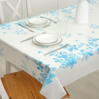Скатерть без основы одноразовая двухсторонняя &laquo;Лилии&raquo;, 110&times;180 см, рулон 5 шт, белая