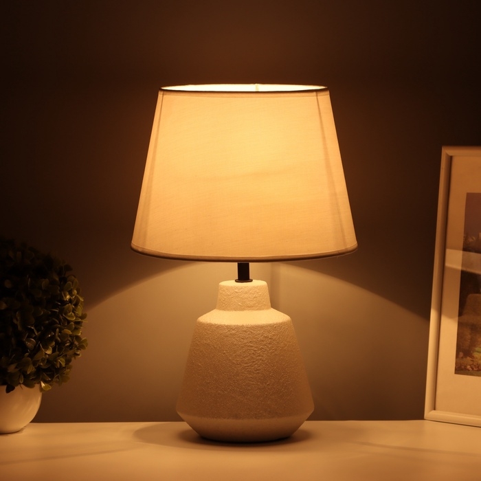 Лампа настольная "Лили" 1х40Вт Е27 жемчуг 25х25х38,,5см