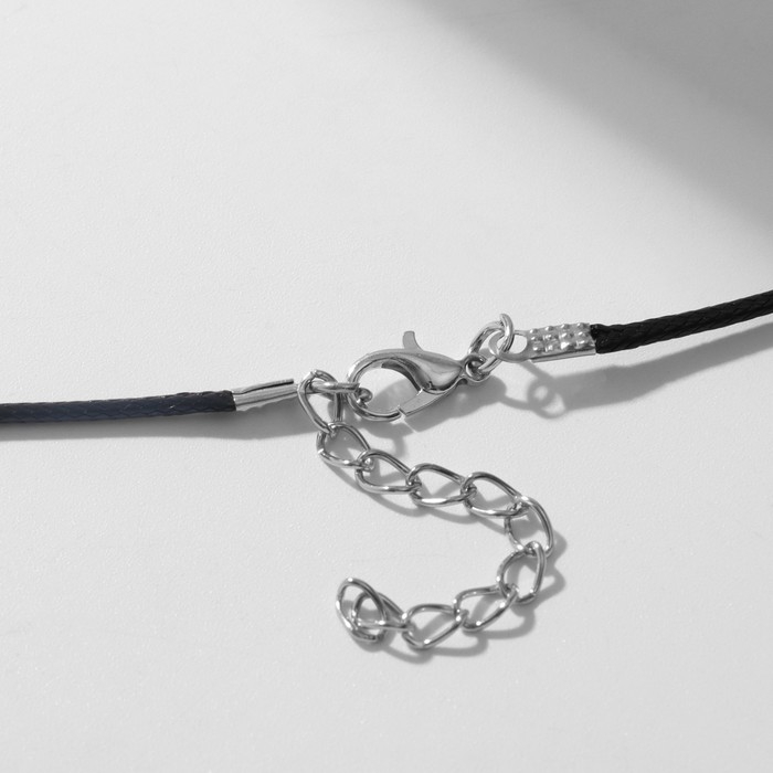 Кулон &laquo;Готика&raquo; драконы и крест, цвет красный в серебре на чёрном шнурке, 46 см