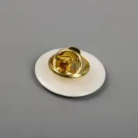 Значки с полимерным покрытием Bete на заказ