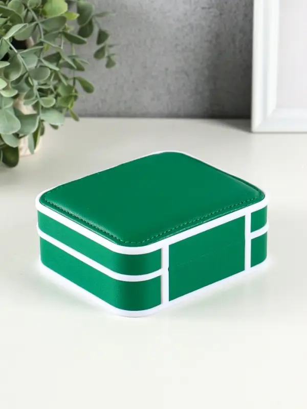 Шкатулка пластик, кожзам для украшений 6 ячеек, 10 полос, зелёная 13,5х11,5х5,5 см