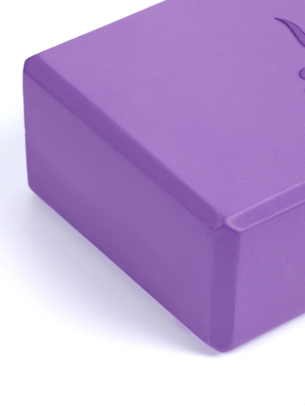 Блок для йоги 23 х 15 х 7,5 см, вес 120 гр, цвет фиолетовый