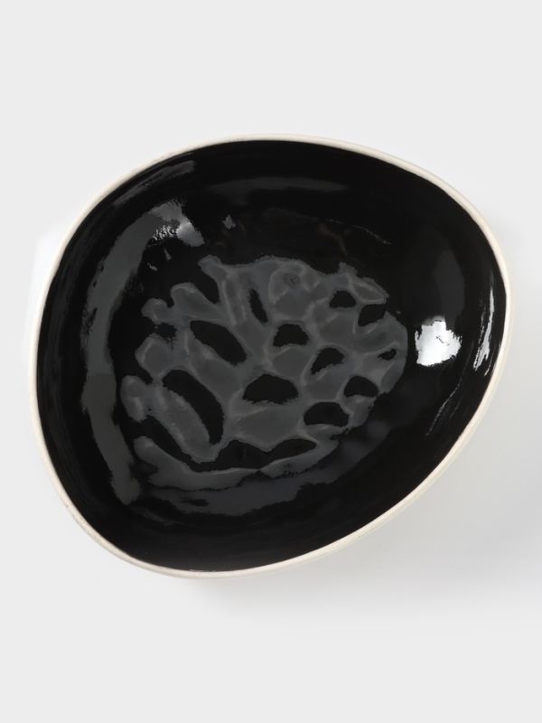 Набор чёрных тарелок, 4 предмета