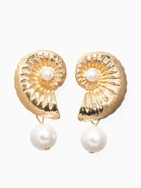 Серьги жемчуг "Ракушка", цвет белый в золоте