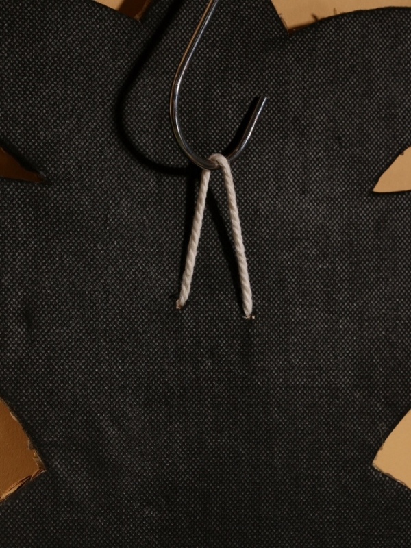 Зеркало настенное 32х50 см (декорировано ракушкой) Зеркало настенное 32х50 см (декорировано ракушкой)