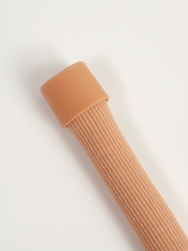 Напальчник - трубка от мазолей и натирания, для рук и ног, с силиконом, d = 1,5 × 15 см, цвет бежевый Напальчник - трубка от мазолей и натирания, для рук и ног, с силиконом, d = 1,5 × 15 см, цвет бежевый