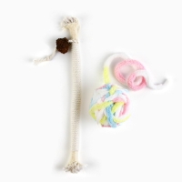 Игрушка для кошек. Набор игрушек мататаби и клубок, белый цвет Игрушка для кошек. Набор игрушек мататаби и клубок, белый цвет