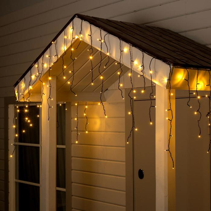 Гирлянда «Бахрома» 4 × 0.6 м, IP44, тёмная нить, 180 LED, свечение тёплое белое, 8 режимов, 220 В Гирлянда «Бахрома» 4 × 0.6 м, IP44, тёмная нить, 180 LED, свечение тёплое белое, 8 режимов, 220 В