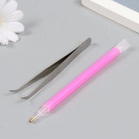 Набор инструментов для работы со стразами и бисером - подставка, инструмент, пинцет, мат Набор инструментов для работы со стразами и бисером - подставка, инструмент, пинцет, мат