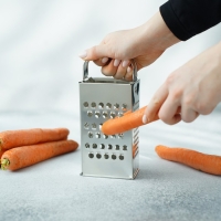 Тёрка Доляна &laquo;Эконом&raquo;, 4 грани, 8,5&times;6,2&times;18,2 см