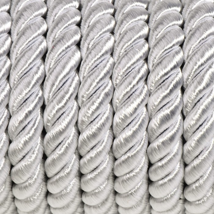 Шнур витой, d = 10 мм, 9 &plusmn; 1 м, цвет серебряный