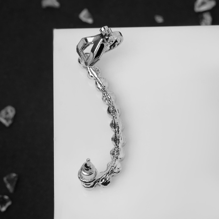 Серьга &laquo;Кафф&raquo; стразы классика, на правое ухо, цвет белый в серебре