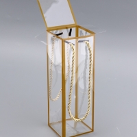 Коробка из PET с ручками, золотая, 7 х 7 х 21 см Коробка из PET с ручками, золотая, 7 х 7 х 21 см