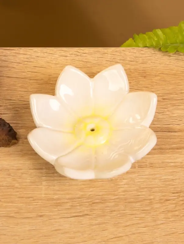 Подставка под благовония "Цветок лотоса" керамика, цв. МИКС, 9,5х9,5х3 см