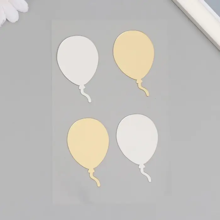 Наклейка зеркальная "Воздушные шары" 20х10 см