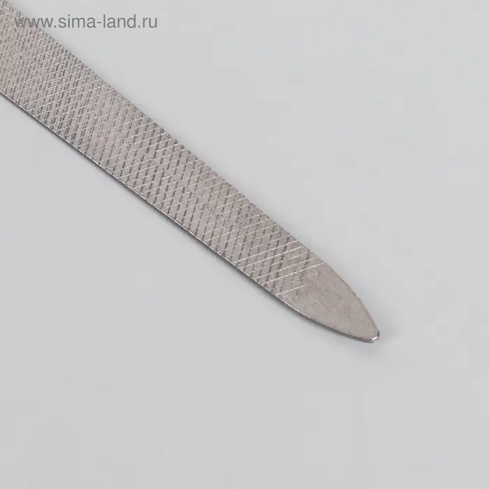 Пилка металлическая для ногтей, 13.5 см, в чехле, цвет серебристый