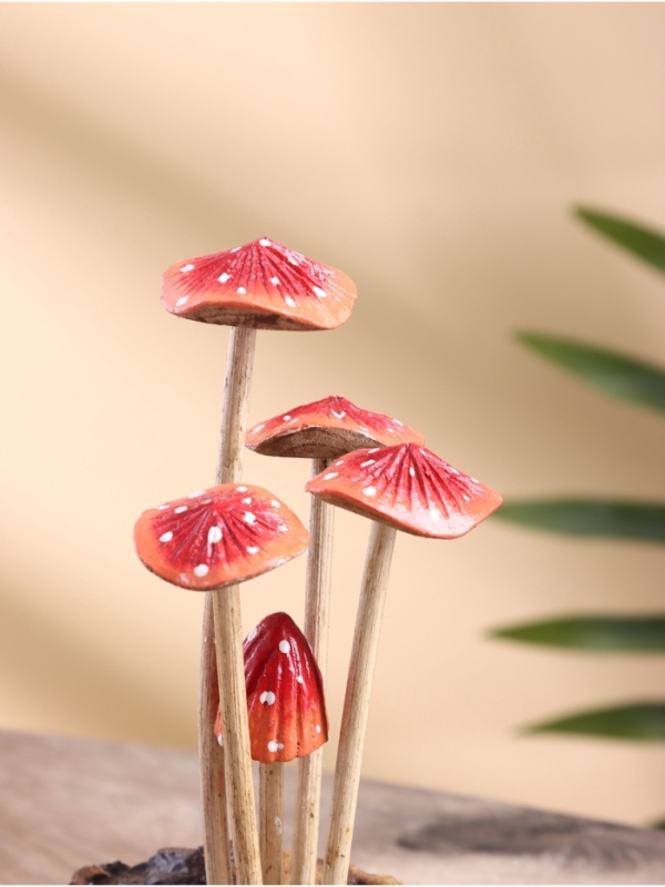 Сувенир "Грибочки" дерево, 12х12х15 см, цв. красный