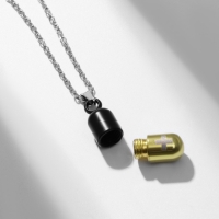 Кулон унисекс &laquo;Капсула&raquo;, цвет чёрно-золотой, 53 см