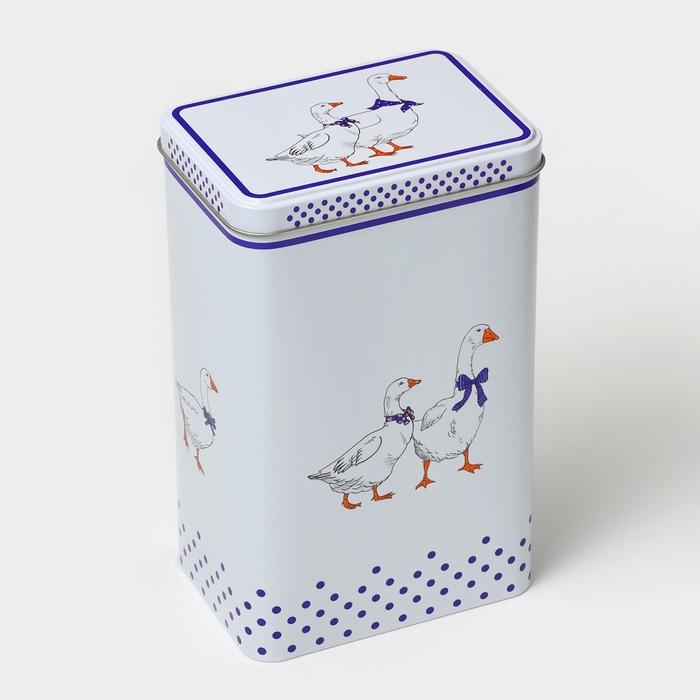 Банка для сыпучих продуктов &laquo;Гуси&raquo;, 2,7 л, 13,5 х 9,5 х 21,5 см, жесть, цвет белый в горох