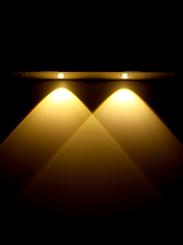 Светильник светодиодный с датчиком движения, 2Вт, от аккум. батареи, 30 см, 3000К-6500К