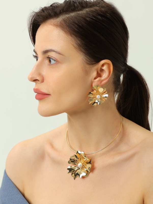 Набор 2 предмета: серьги, колье &laquo;Цветок&raquo; бусина, белый в золоте, d=14 см