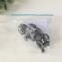 Сувенир "Бульдог лежит на спине" 3,5 см