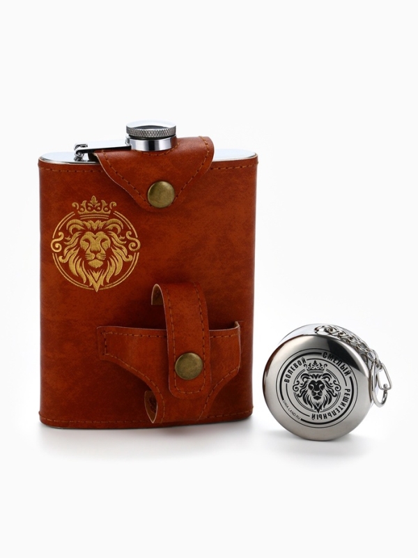 Фляжка со складной стопкой в чехле &laquo;Лев&raquo;, 240 мл, 75 мл