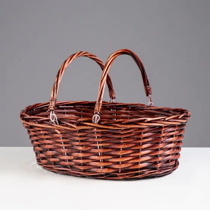 Корзина плетёная с ручками, 39&times;31&times;13 см