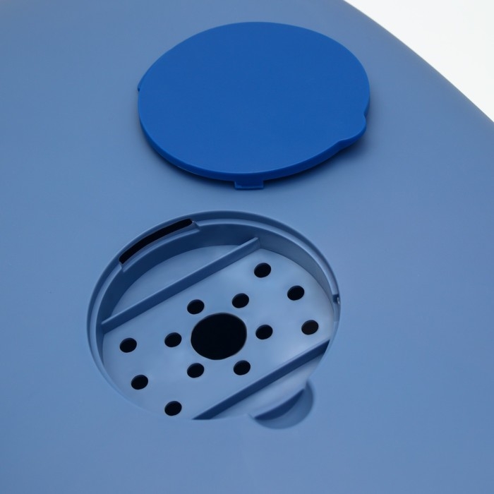 Туалет закрытый с УФ-лампой для уничтожения запаха 39 х 56 х 40 см, синий Туалет закрытый с УФ-лампой для уничтожения запаха 39 х 56 х 40 см, синий