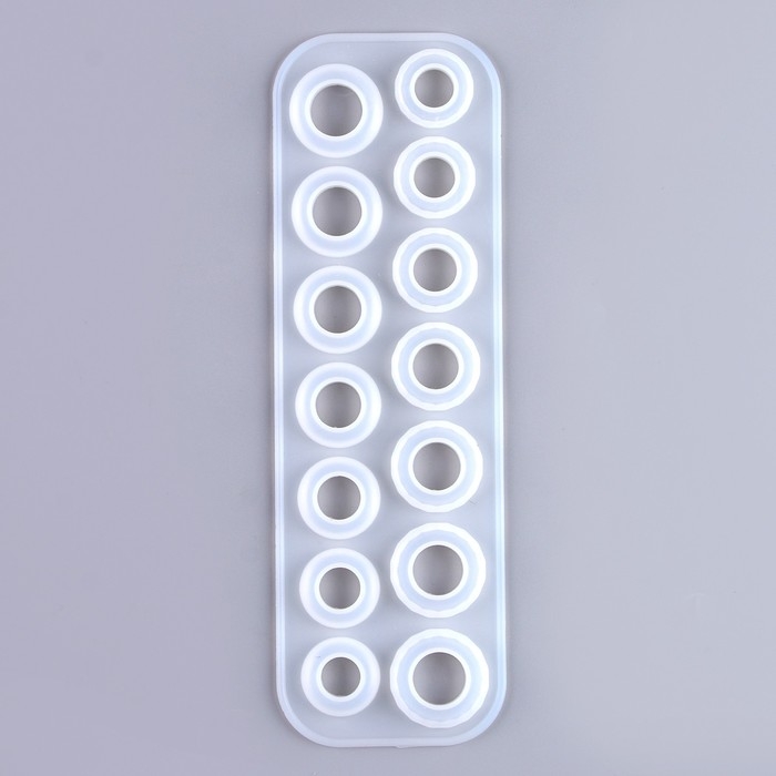 Форма силиконовая универсальная &laquo;Кольца&raquo; на 14 колец, 7 размеров &mdash; от 1,7 см до 2,3 см