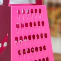 Тёрка четырёхгранная &laquo;Яркость цвета&raquo;, 16 см, цвет МИКС