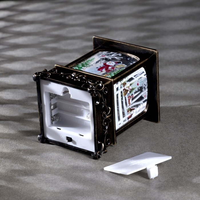 Светодиодная фигура &laquo;Снеговик в лесу&raquo; 7.5 &times; 13.5 &times; 7.5 см, пластик, батарейки АААх3 (не в комплекте), свечение тёплое белое