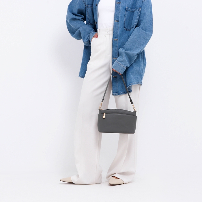 Сумка женская кросс-боди на молнии, цвет серый Сумка женская кросс-боди на молнии, цвет серый