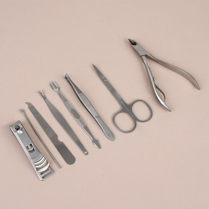 Набор маникюрный &laquo;Metallic&raquo;, 8 предметов, в футляре, цвет бронзовый