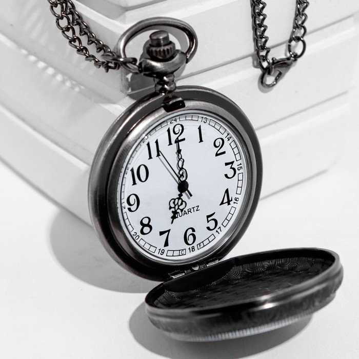 Часы карманные "Знаки зодиака", кварцевые, d-4.7 см