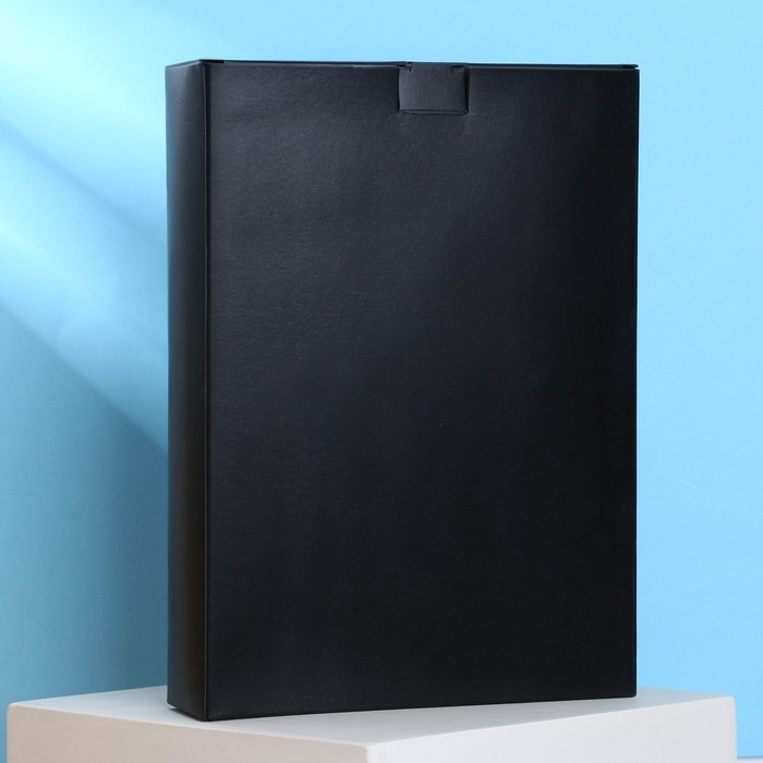 Ежедневник со встроенным зарядным устройством 8000 мАh и флешкой 16 ГБ «Дракон», 17,5 х 3,8 х 23,3 см. Ежедневник со встроенным зарядным устройством 8000 мАh и флешкой 16 ГБ «Дракон», 17,5 х 3,8 х 23,3 см.