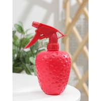 Пульверизатор &laquo;Клубничка&raquo;, 500 мл, цвет красный