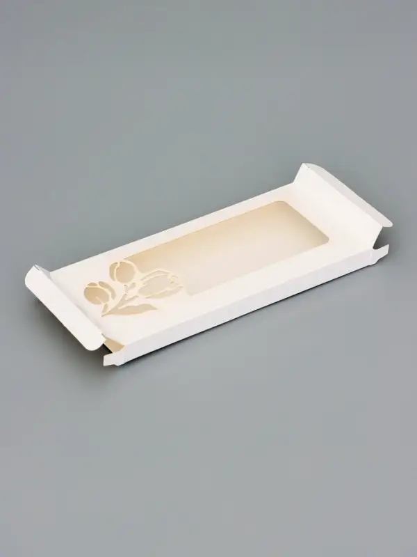 Подарочная коробка под плитку шоколада, с вырубным окном, &laquo;Тюльпаны&raquo;, 17.1&times;8&times;1.4 см