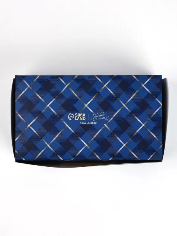 Кондитерская упаковка для макарун с окном, &laquo;Настоящему мужчине&raquo;, 11 х 19 х 5.5 см