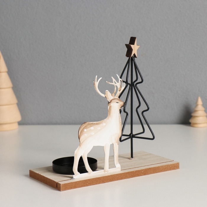 Подсвечник металл, дерево на 1 свечу "Олень у ёлочки" d=4 см 7,5х16х16 см