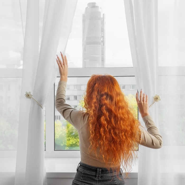 Подхват для штор &laquo;Георгин&raquo;, d = 6 см, цвет белый/бежевый