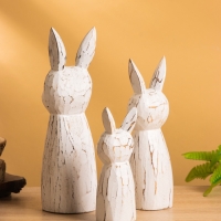 Набор сувенирный "Зайцы с сердечком" дерево, h - 25,20 и 15 см, цв. белый