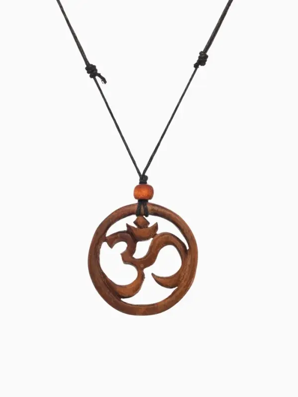 Украшение "Ом" дерево соно