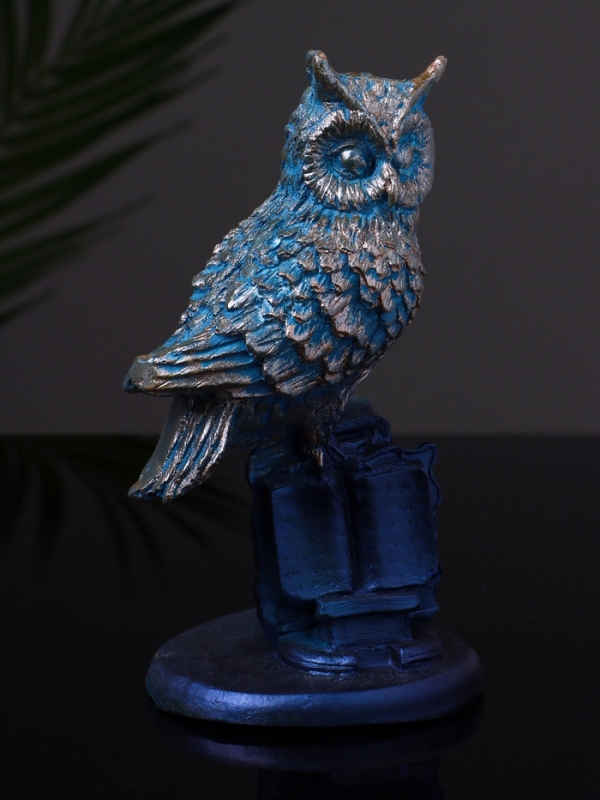 Статуэтка "Филин на пьедестале" 7х6х13  см, цвет серо-голубой
