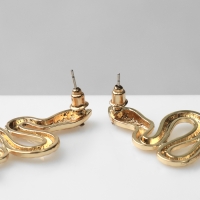 Новый год! Символ года 2025! Серьги с жемчугом «Змея» искушение, бусина, цвет белый в золоте Новый год! Символ года 2025! Серьги с жемчугом «Змея» искушение, бусина, цвет белый в золоте